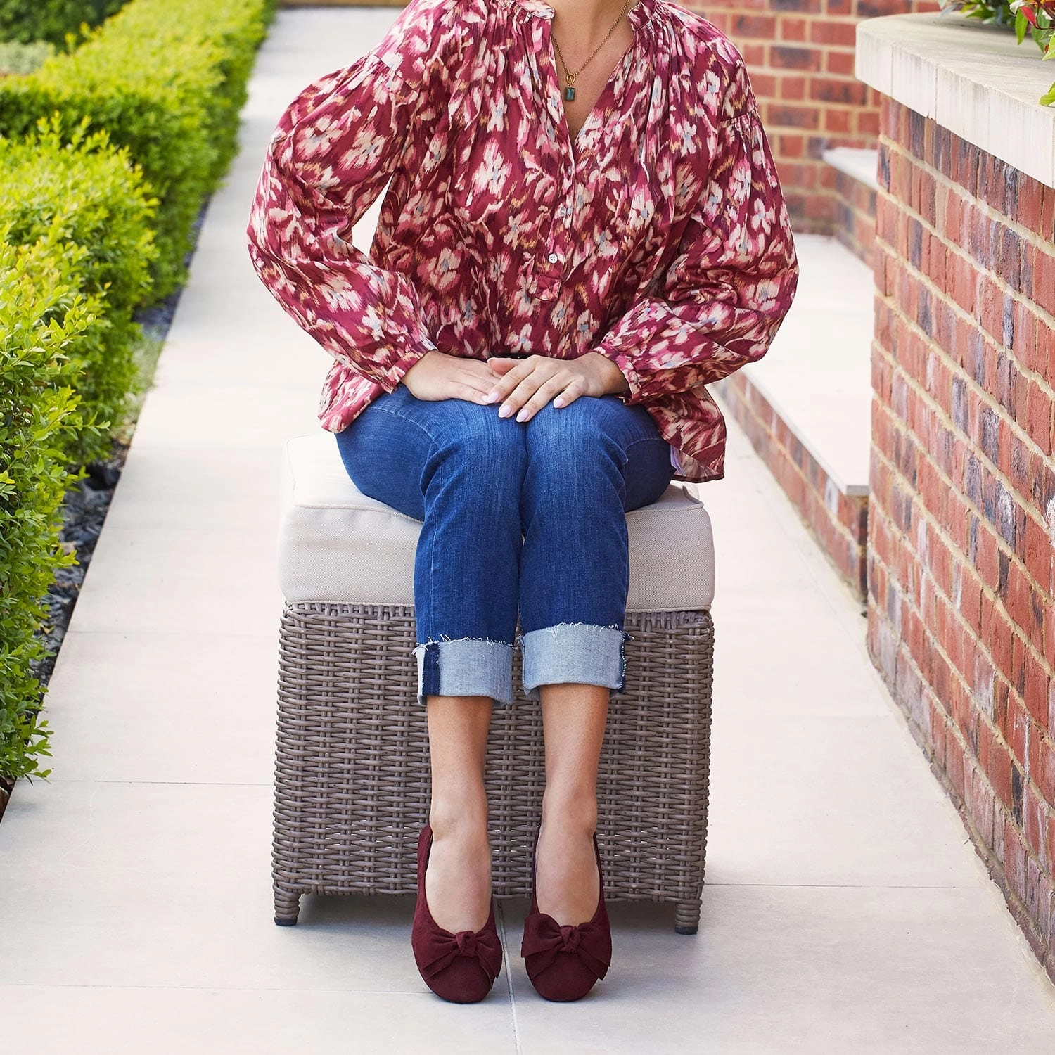 Plaza Mood Lola: Plum Suede